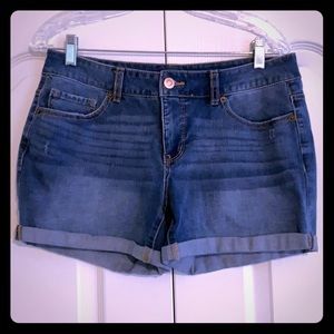 ☀️Classic jean shorts